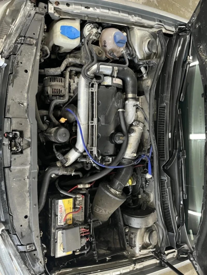 VW Golf 1.9 tdi, снимка 5 - Автомобили и джипове - 52738307