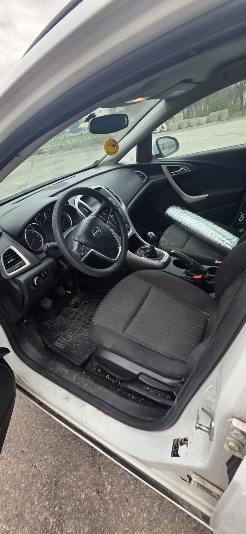 Opel Astra, снимка 9 - Автомобили и джипове - 52772725