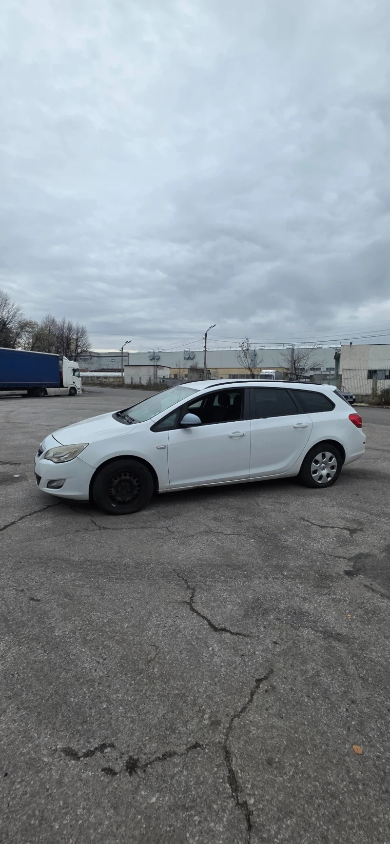 Opel Astra, снимка 2 - Автомобили и джипове - 52772725