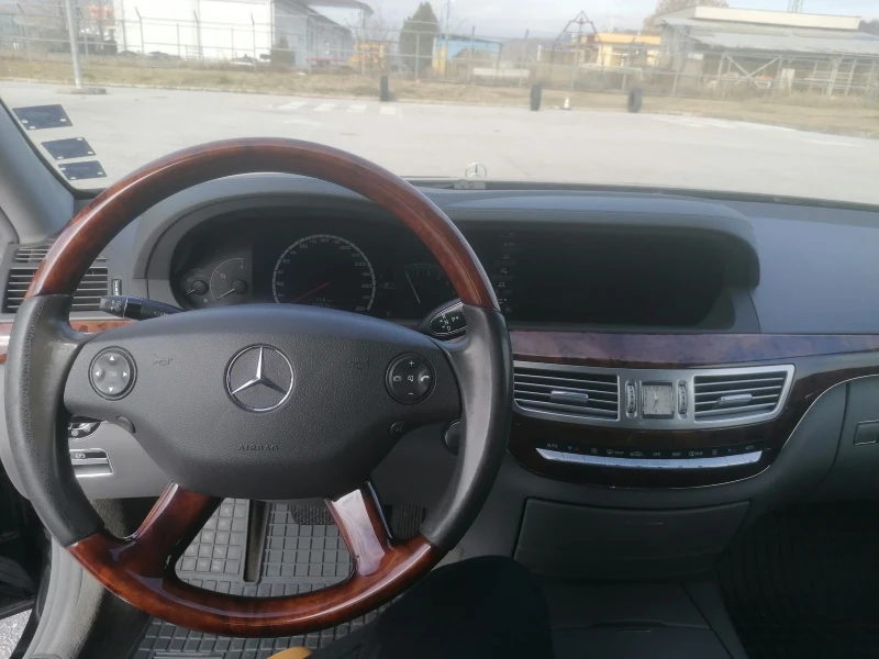 Mercedes-Benz S 550, снимка 4 - Автомобили и джипове - 53100784