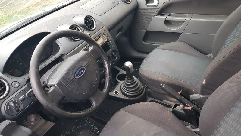 Ford Fiesta 1.25LPG, снимка 7 - Автомобили и джипове - 53119601