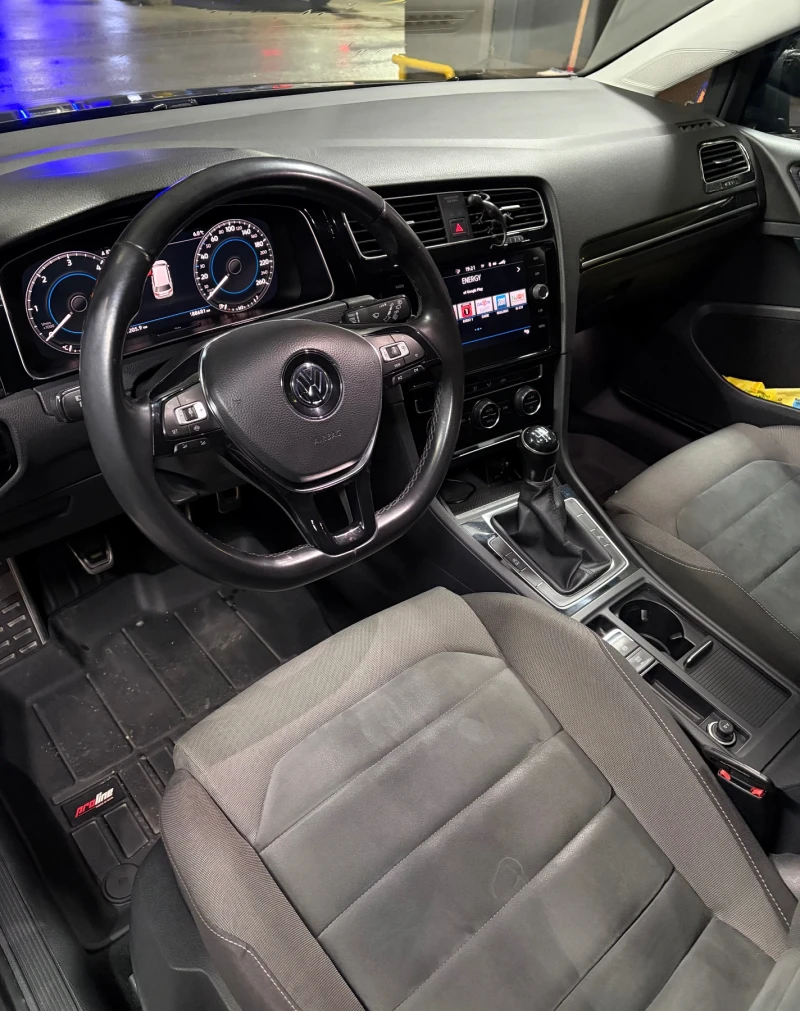 VW Golf Variant ESTATE 1.6 , снимка 12 - Автомобили и джипове - 53258688