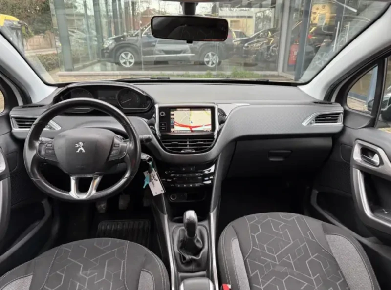 Peugeot 2008 1.6HDI, снимка 7 - Автомобили и джипове - 53395081