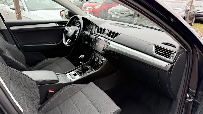 Skoda Superb 2.0TDI ДИСТРОНИК НАВИ БИ-КСЕНОН ЕВРО 6, снимка 8 - Автомобили и джипове - 53432641