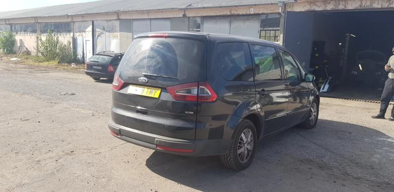 Ford Galaxy 2.0 TDCI AUTO - изображение 3