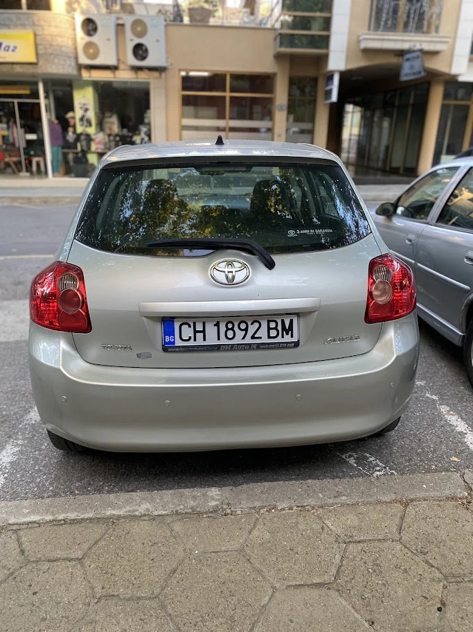 Toyota Auris 1.4D4D, снимка 4 - Автомобили и джипове - 55405265