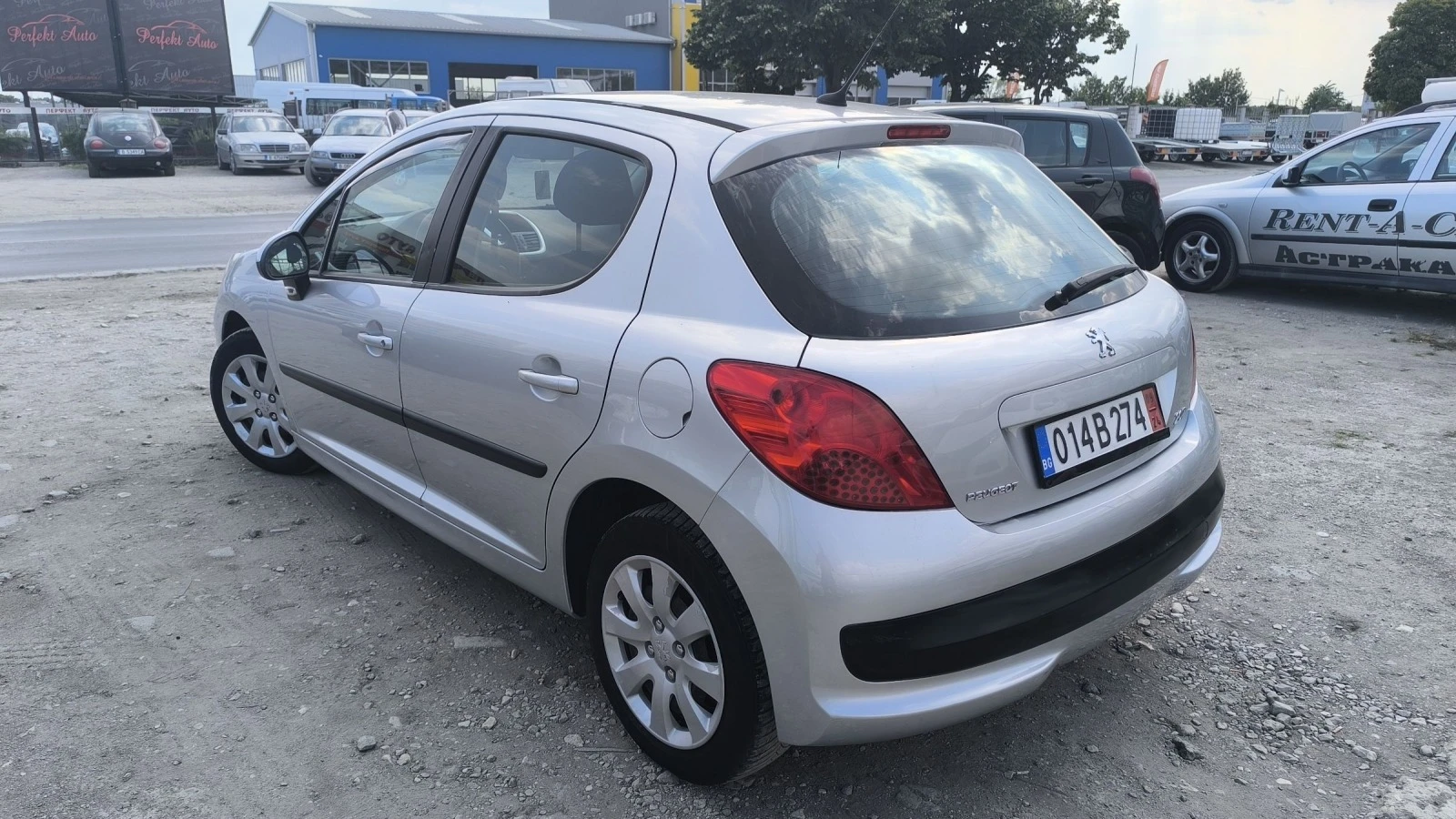 Peugeot 207 1.4i Газов инжекцион - изображение 4