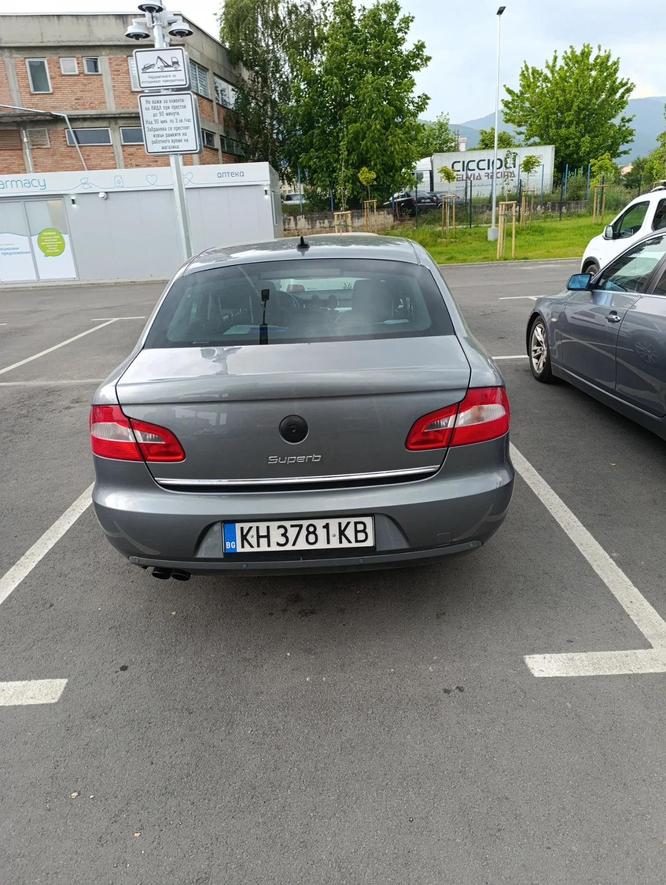 Skoda Superb  - изображение 3