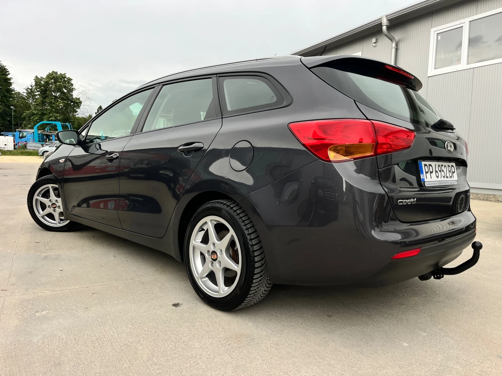 Kia Ceed 1, 6CRDI-110k.с/6ск/EURO 5/ОБСЛУЖЕН/ВСИЧКО ПЛАТЕНО - изображение 4