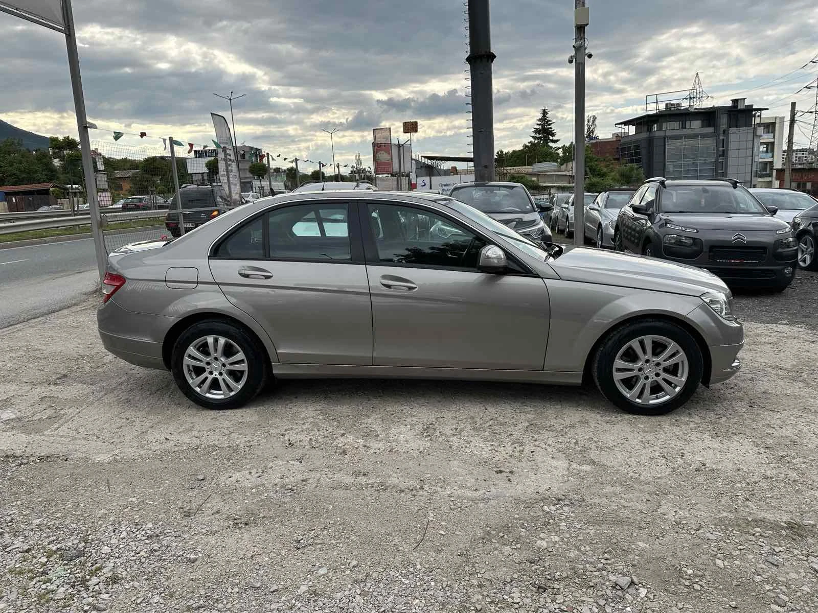 Mercedes-Benz C 200 Коmpressor Автоматик - изображение 7