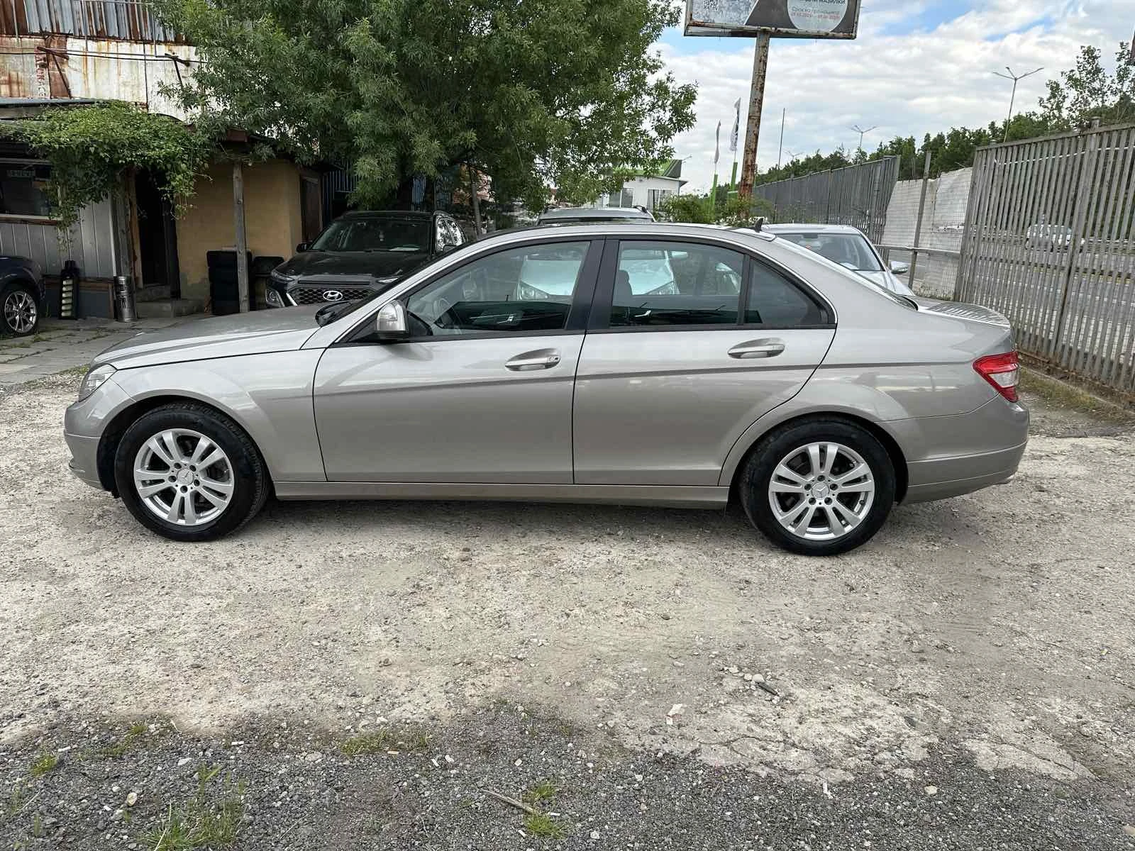 Mercedes-Benz C 200 Коmpressor Автоматик - изображение 8