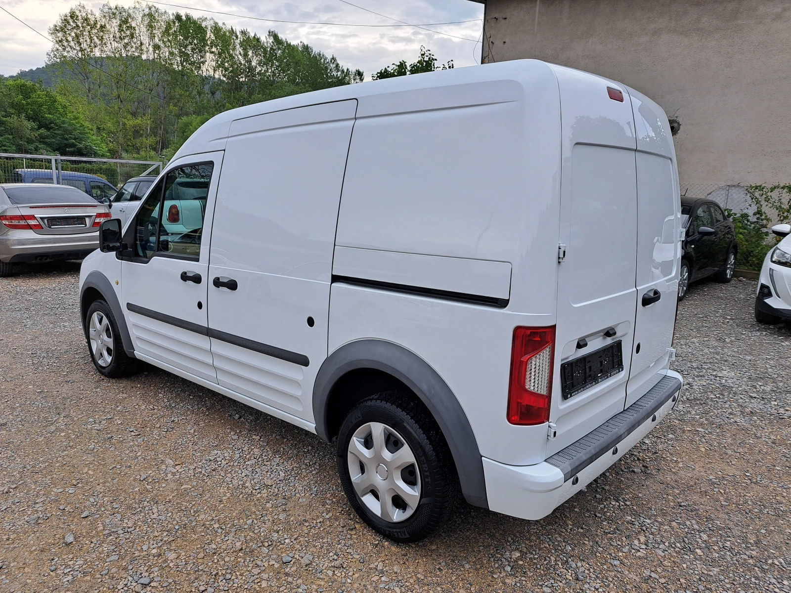 Ford Connect 1.8TDCI* 110PS* MAXI* КЛИМА* 2 СТР.ВРАТИ* ПАРКТР. - изображение 5