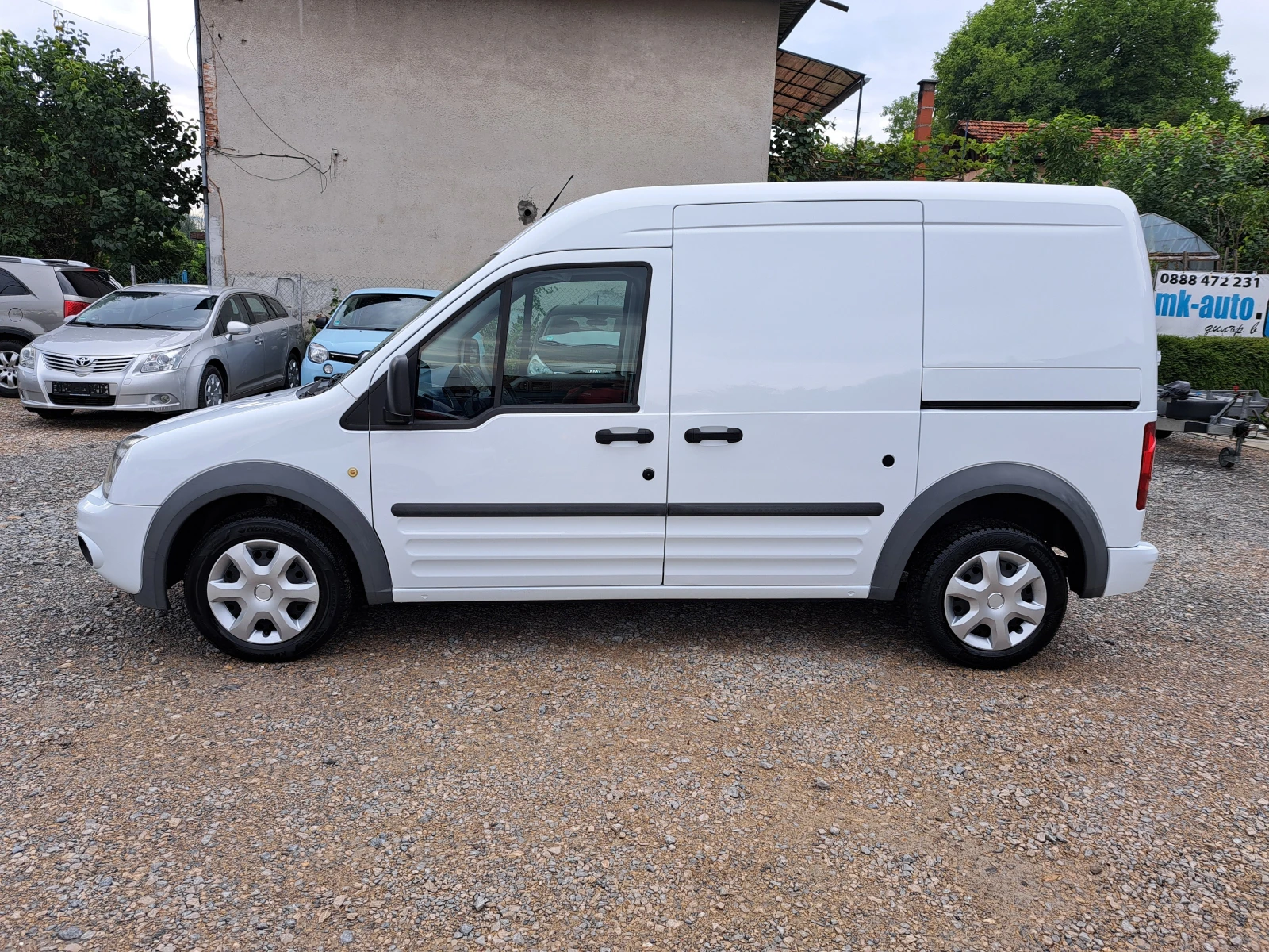 Ford Connect 1.8TDCI* 110PS* MAXI* КЛИМА* 2 СТР.ВРАТИ* ПАРКТР. - изображение 3