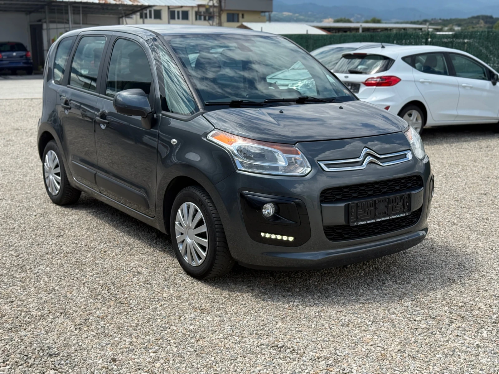 Citroen C3 Picasso 1.6d 100hp EVRO6 - изображение 3
