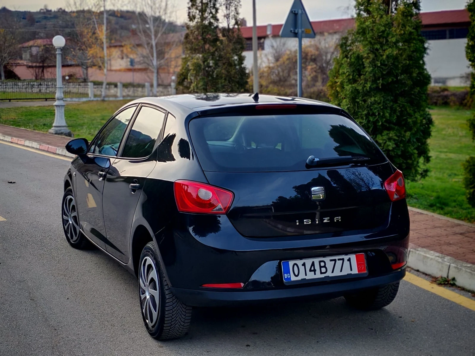 Seat Ibiza 1.4I(84)* SPORT-EDITION* НОВ ВНОС*  - изображение 5