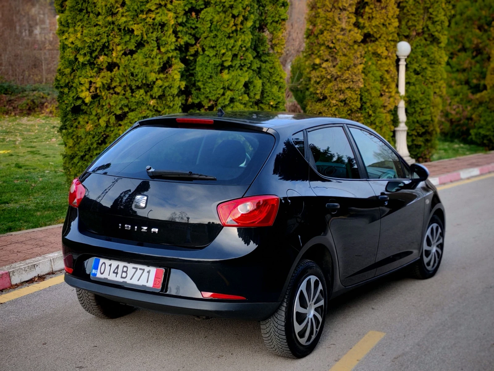 Seat Ibiza 1.4I(84)* SPORT-EDITION* НОВ ВНОС*  - изображение 7