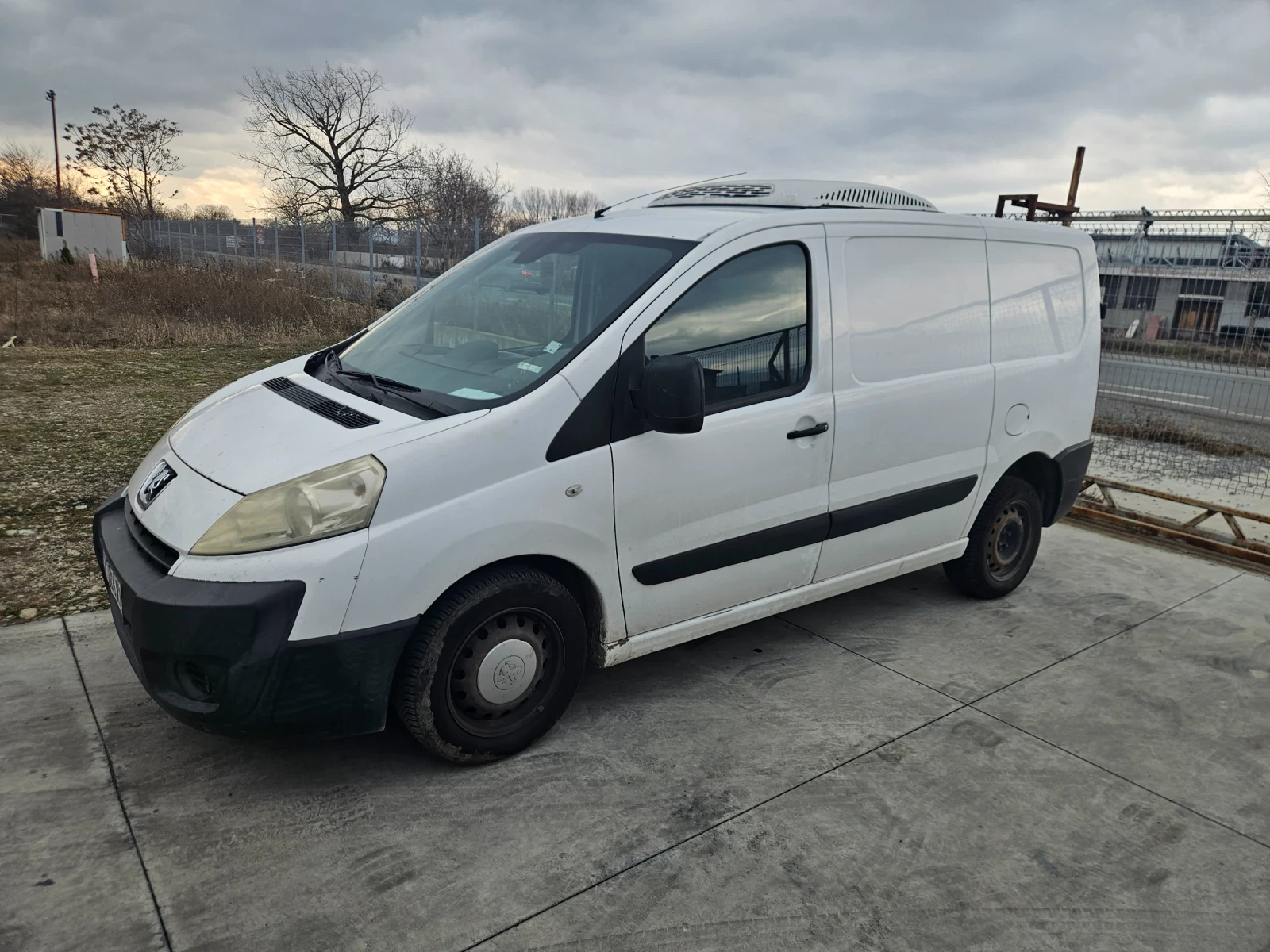 Peugeot Expert, снимка 3 - Автомобили и джипове - 53715537