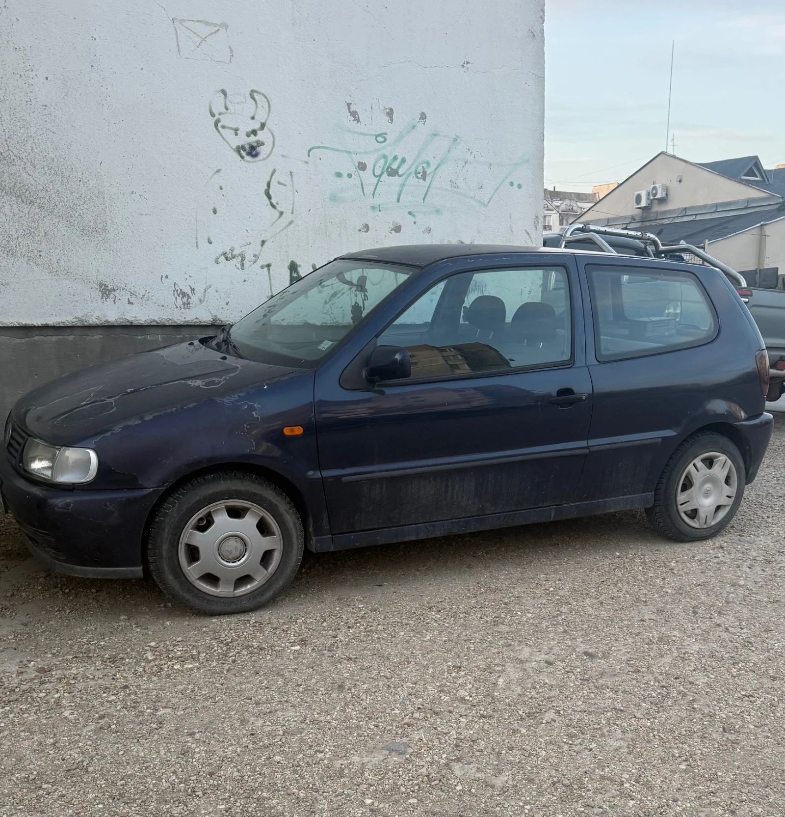 VW Polo 1.0i, снимка 2 - Автомобили и джипове - 54218268