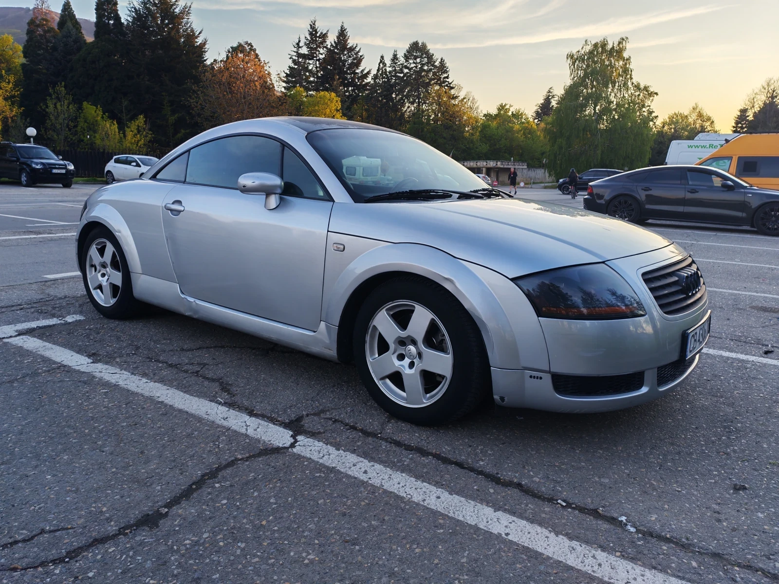 Audi Tt 1.8 turbo, 1998, снимка 5 - Автомобили и джипове - 54417171