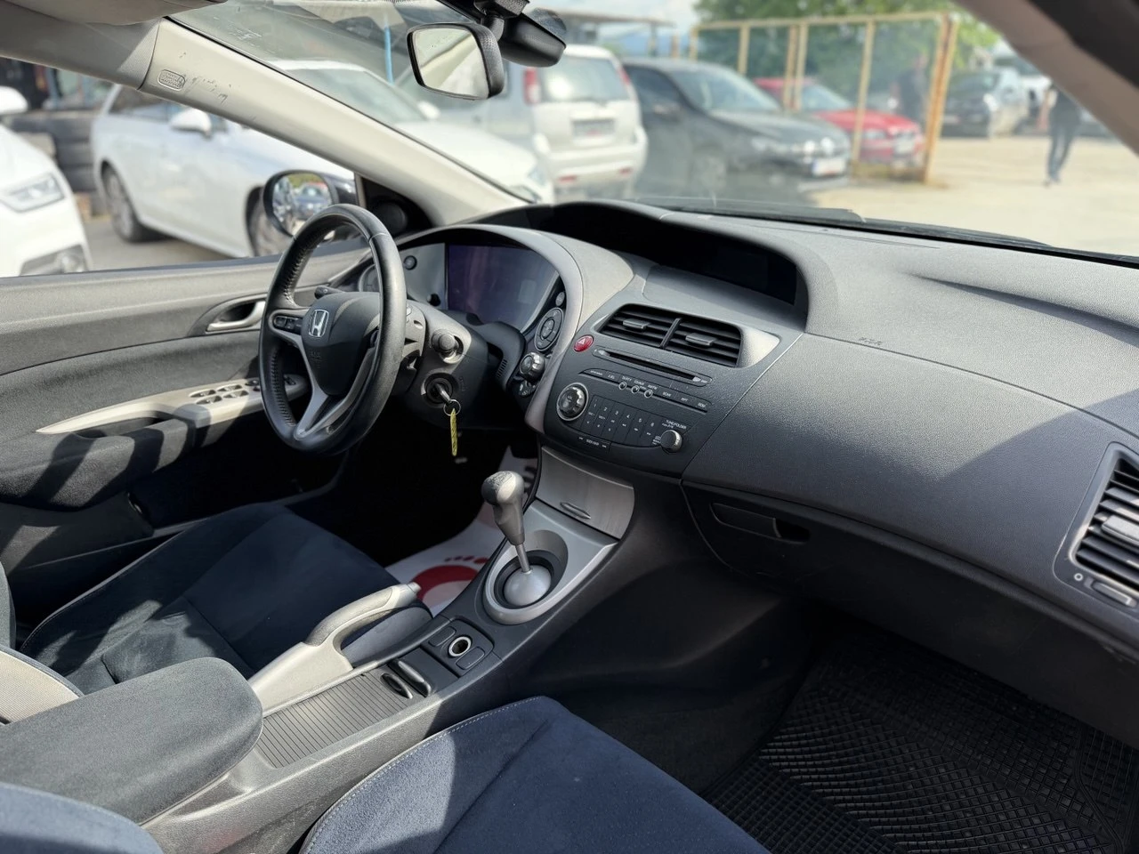 Honda Civic 1.4i, снимка 16 - Автомобили и джипове - 54672506