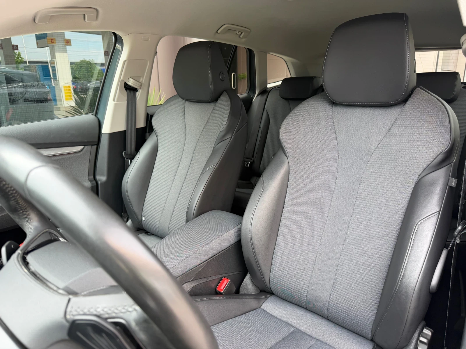 Skoda Enyaq iV 80-Сервизна История-Кожа, снимка 17 - Автомобили и джипове - 55035001