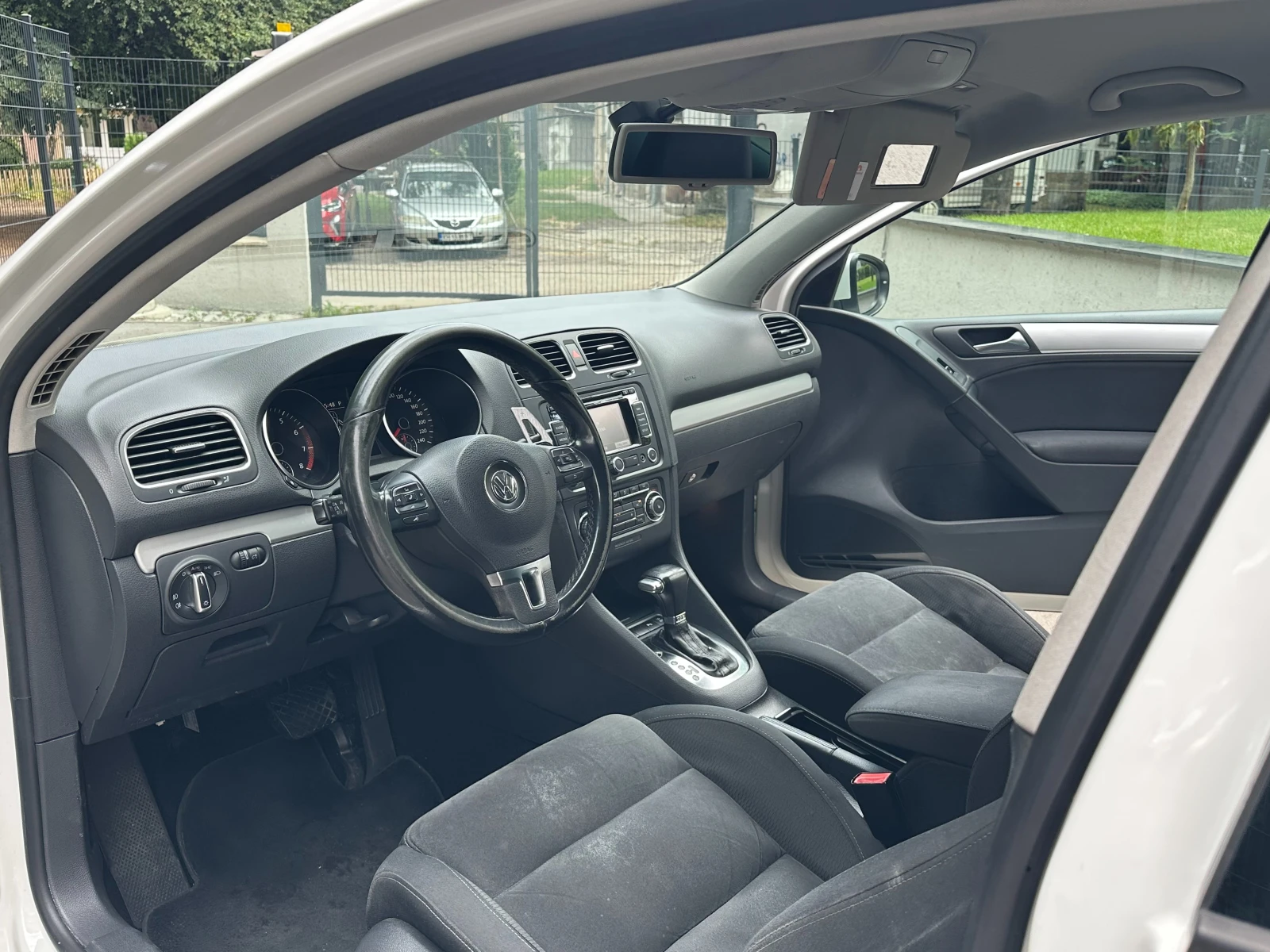 VW Golf, снимка 5 - Автомобили и джипове - 55180290