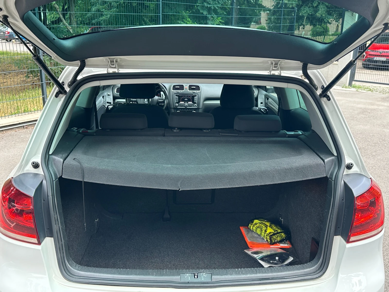 VW Golf, снимка 9 - Автомобили и джипове - 55180290