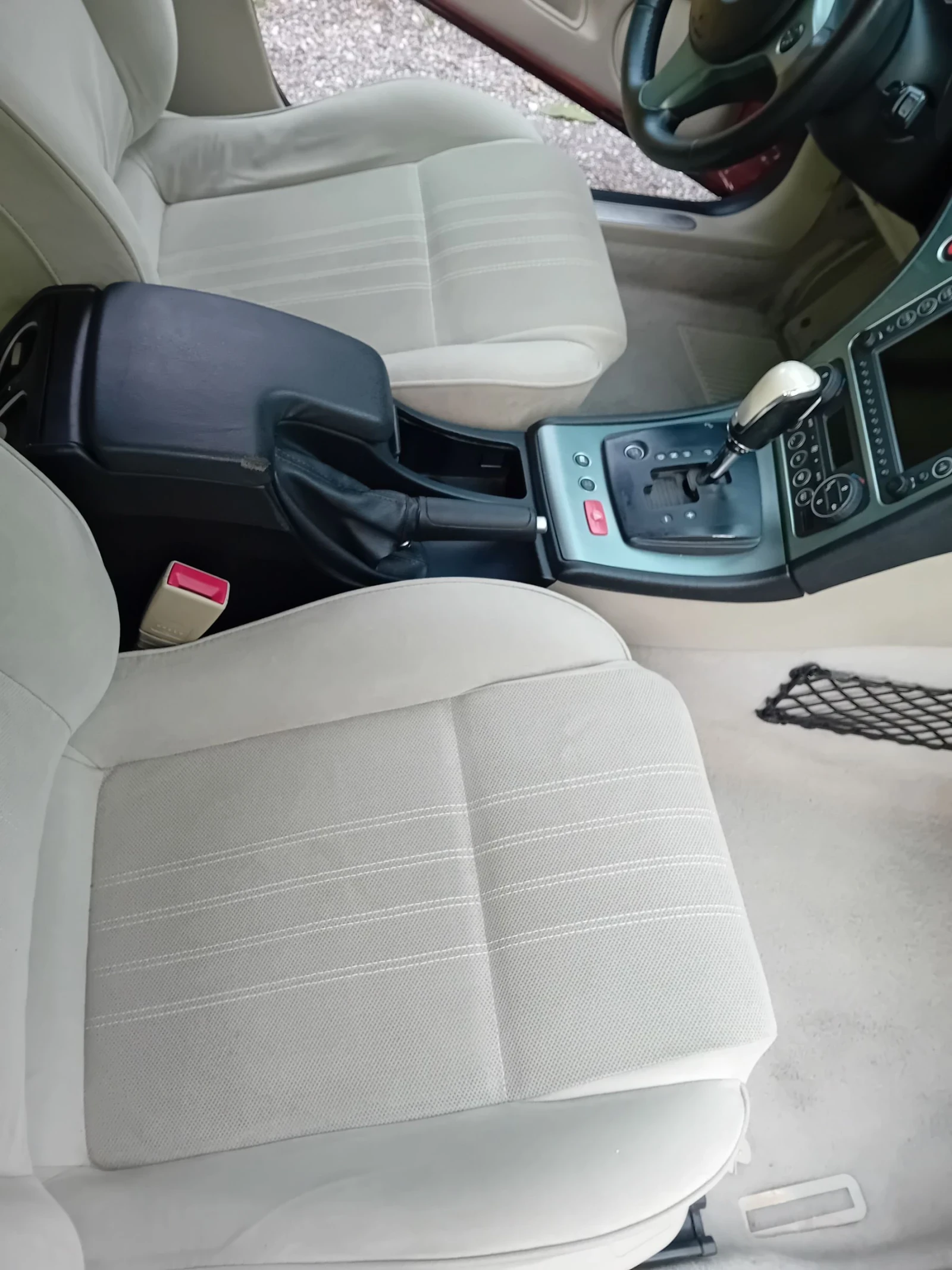 Alfa Romeo 159 sportwagon 2.4 200 кс Автомат, снимка 12 - Автомобили и джипове - 55305086