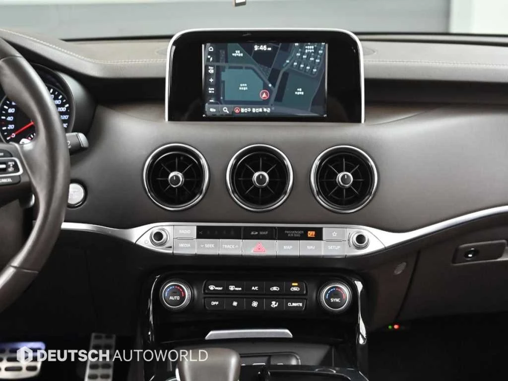 Kia Stinger 2.0* ЕЛ. БАГАЖНИК* BLIND SPOT* КРАЙНА ЦЕНА, снимка 14 - Автомобили и джипове - 55348319