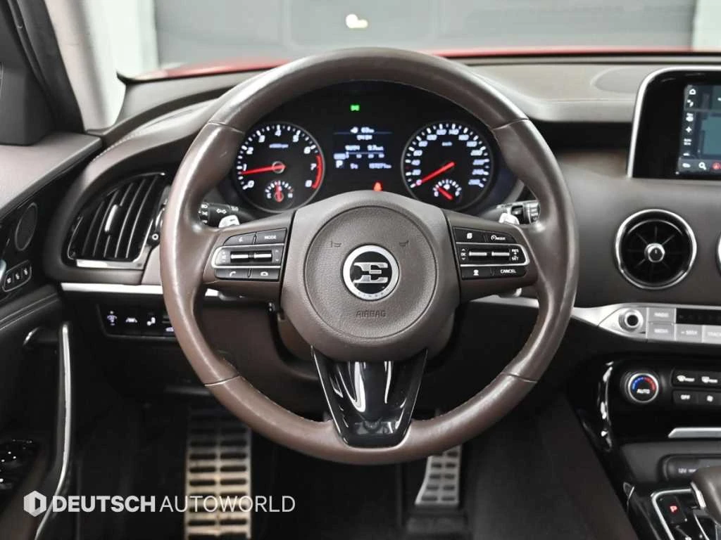 Kia Stinger 2.0* ЕЛ. БАГАЖНИК* BLIND SPOT* КРАЙНА ЦЕНА, снимка 13 - Автомобили и джипове - 55348319