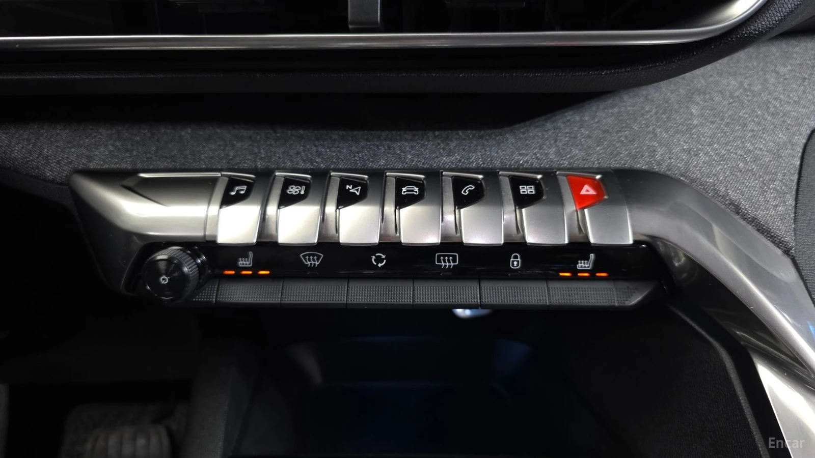 Peugeot 5008 * ALLURE* 360* ПАНО* KEYLESS* Camera* ПОДГРЕВ* , снимка 15 - Автомобили и джипове - 55570512