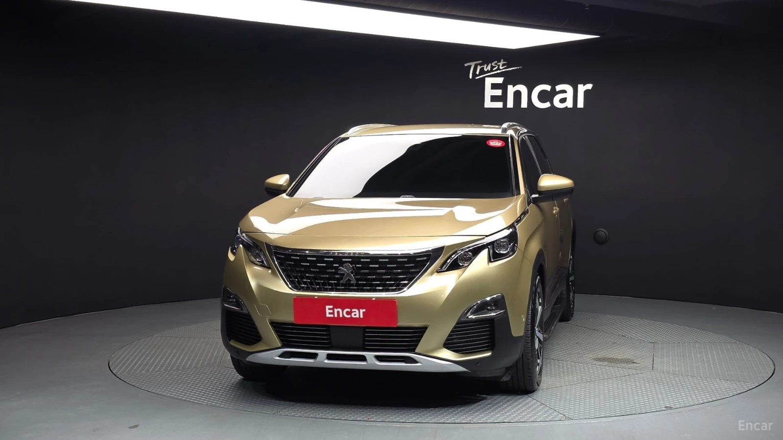 Peugeot 5008 * ALLURE* 360* ПАНО* KEYLESS* Camera* ПОДГРЕВ* , снимка 3 - Автомобили и джипове - 55570512