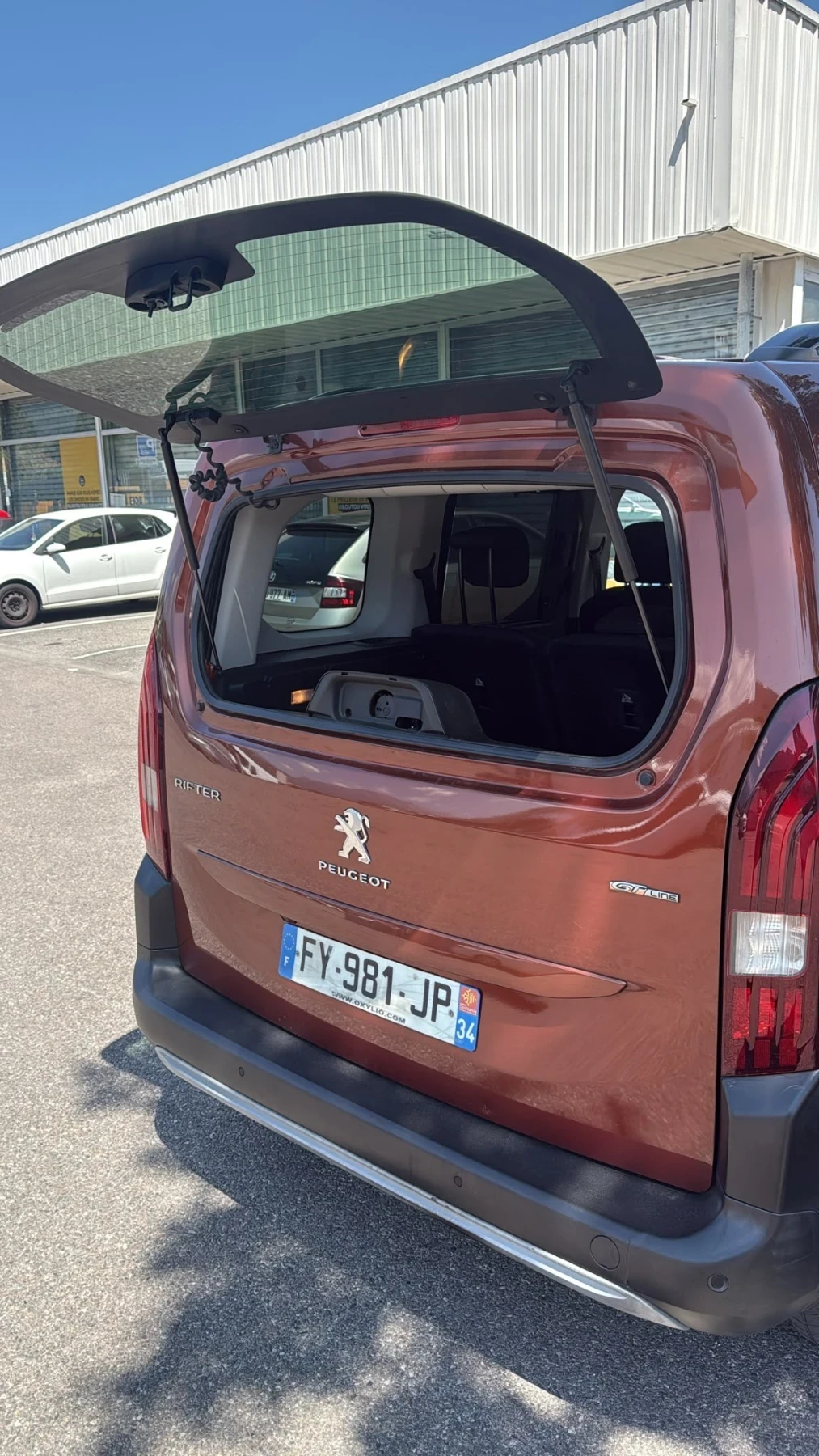 Peugeot Rifter GT-LINE 1.5 HDI 130 кс, снимка 4 - Автомобили и джипове - 55640068