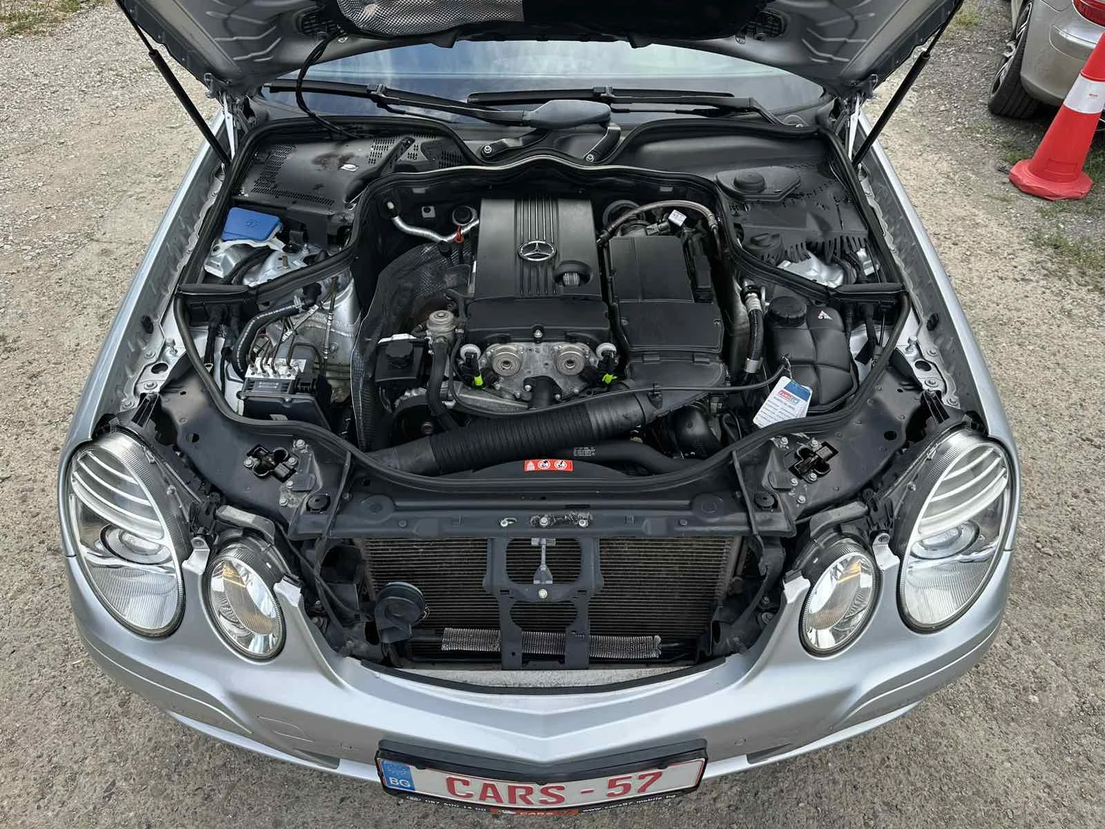 Mercedes-Benz E 200 Kompresssor Aвтоматик Facelift TUV ДО АПРИЛ 2027г , снимка 17 - Автомобили и джипове - 55803789