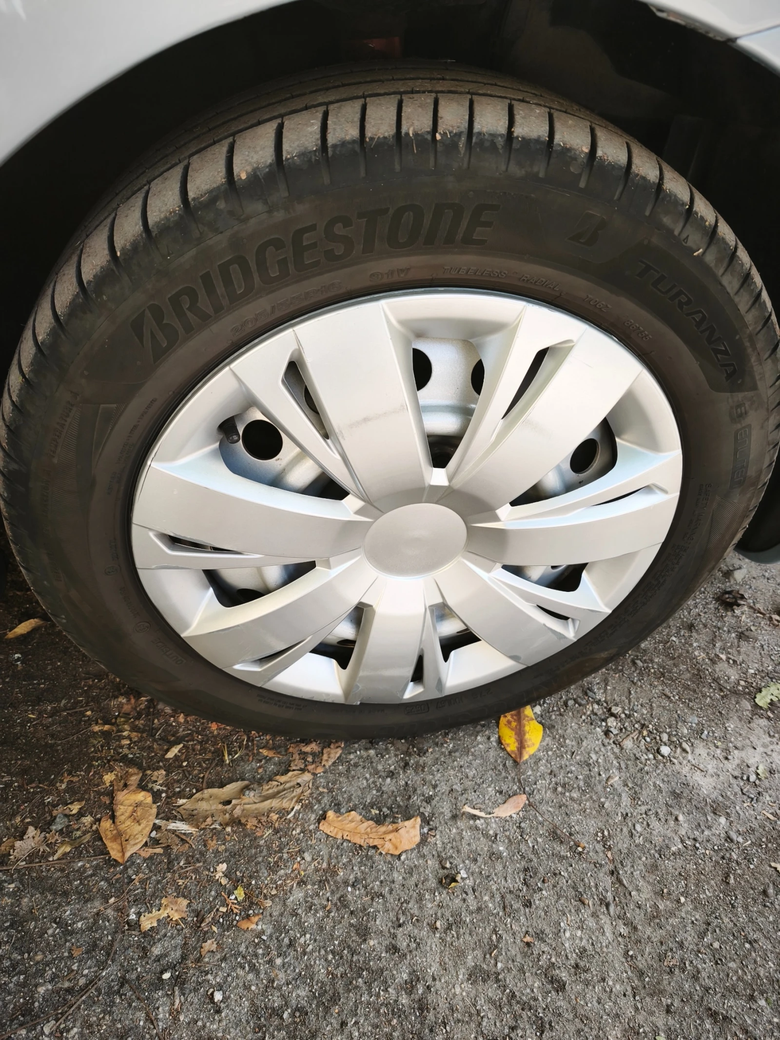 Toyota Corolla verso, снимка 15 - Автомобили и джипове - 56216139