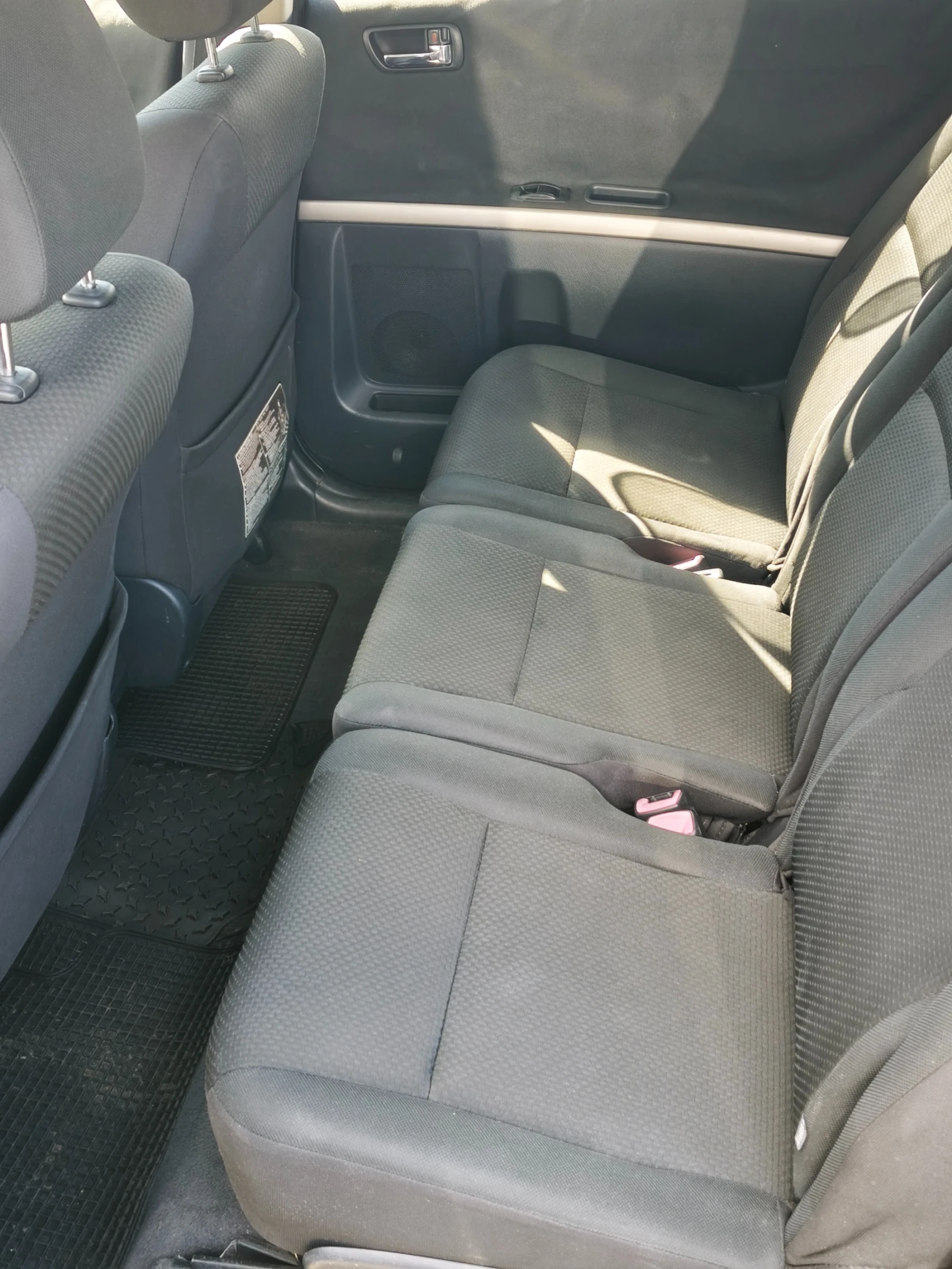 Toyota Corolla verso, снимка 10 - Автомобили и джипове - 56216139