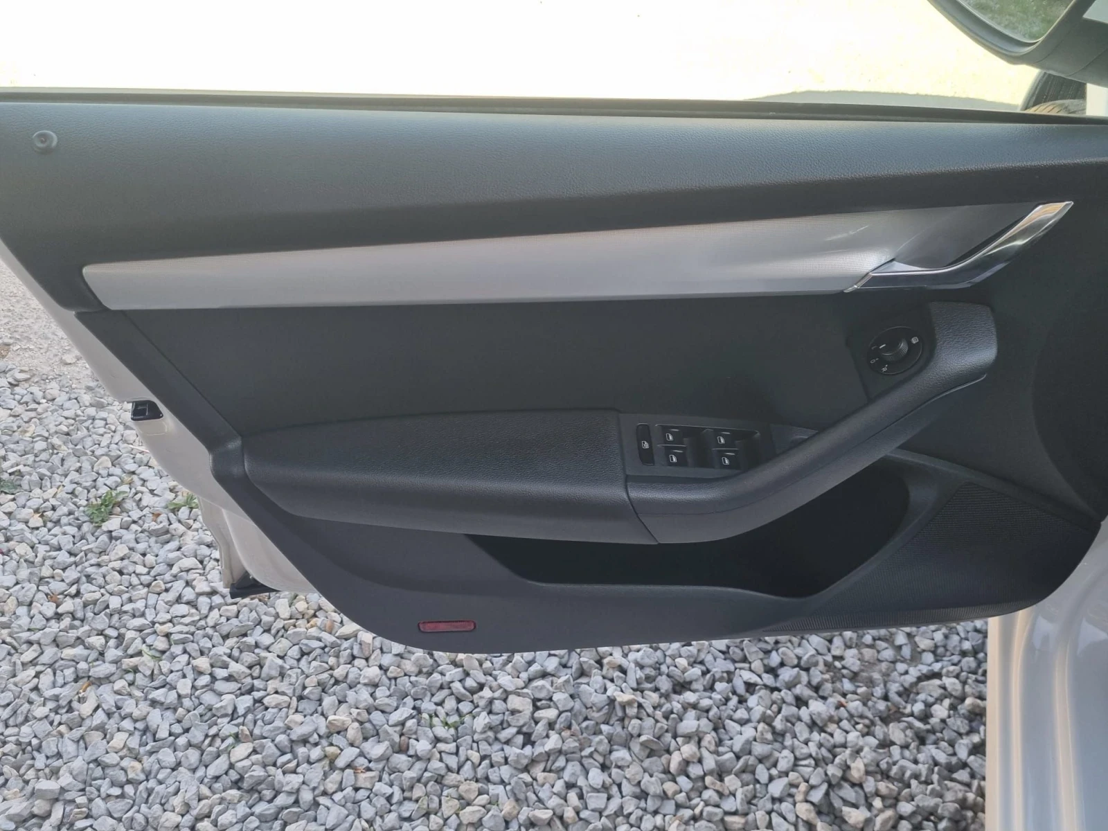 Skoda Octavia 1.6, снимка 15 - Автомобили и джипове - 56390622