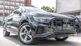    Audi Q8 s-line