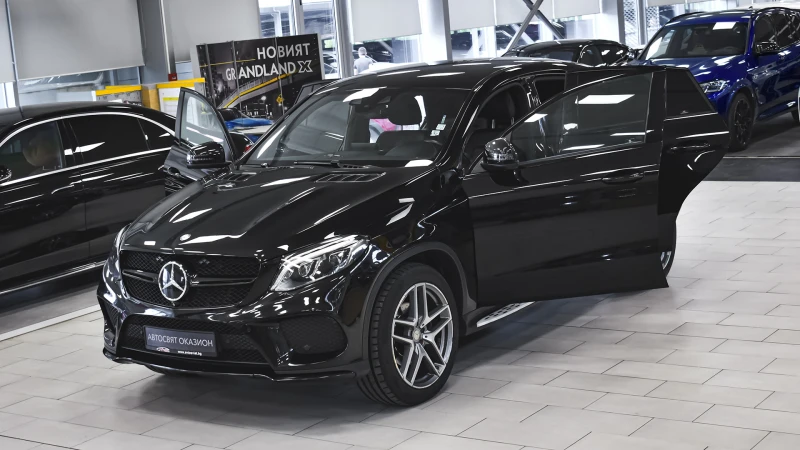 Mercedes-Benz GLE 350 d AMG Line 4MATIC, снимка 1 - Автомобили и джипове - 47289211