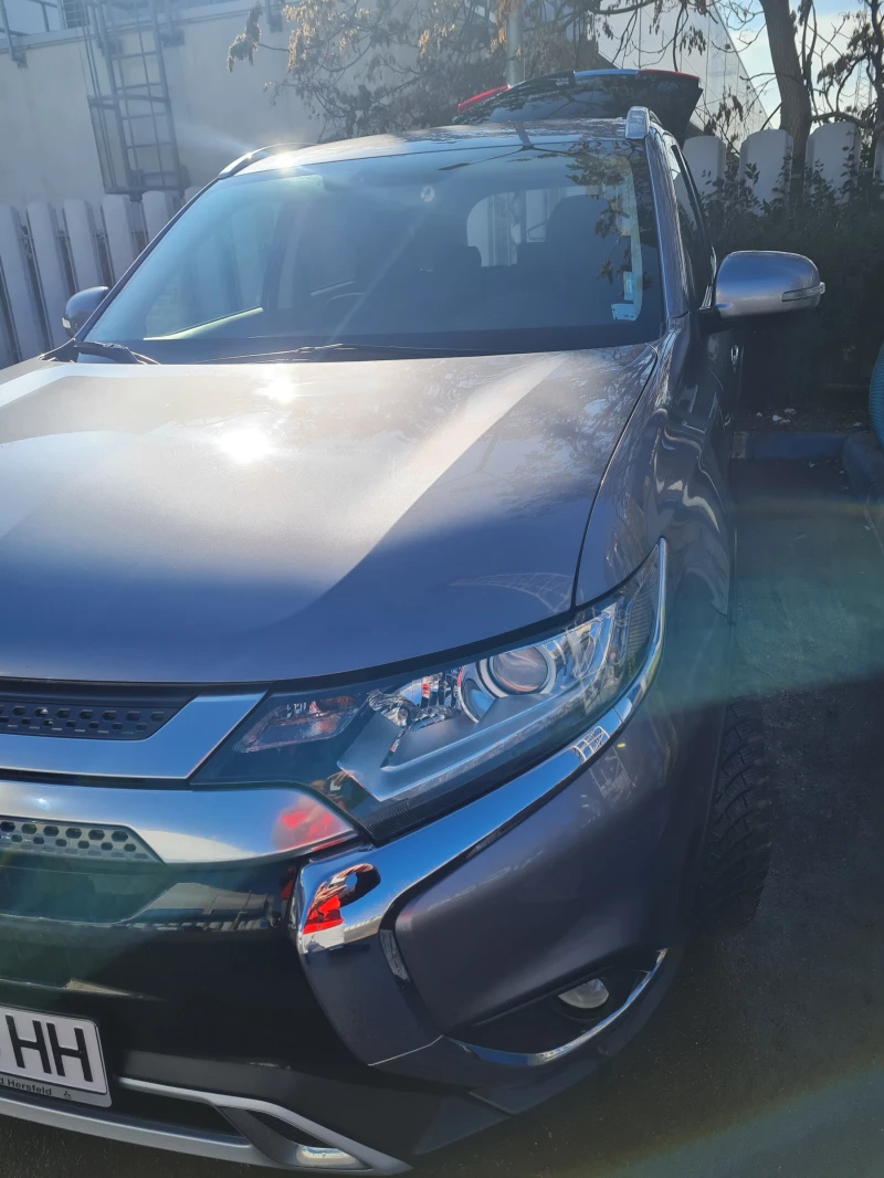 Mitsubishi Outlander, снимка 4 - Автомобили и джипове - 48840207