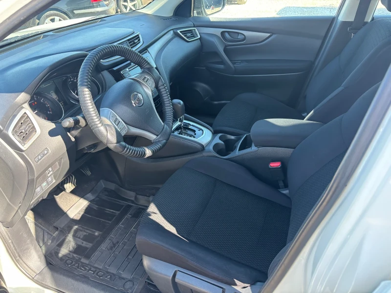 Nissan Qashqai 1.2 automatic, снимка 7 - Автомобили и джипове - 52419025