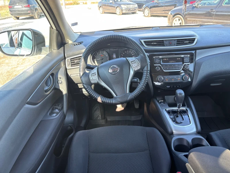 Nissan Qashqai 1.2 automatic, снимка 6 - Автомобили и джипове - 52419025