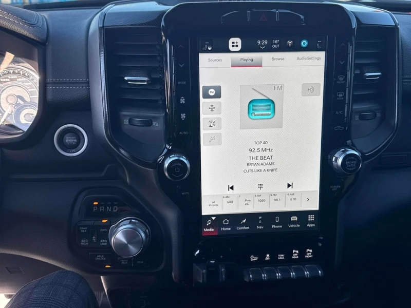 Dodge RAM 2500 * POWER WAGON * CARFAX * БЕЗ ПЪРВОНАЧАЛНА ВНОСКА, снимка 15 - Автомобили и джипове - 52827021