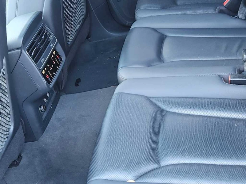 Audi Q7 S-line 55 TFSI Quattro Technik, снимка 9 - Автомобили и джипове - 52829062