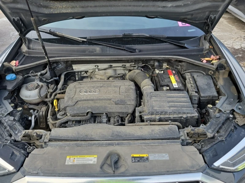 Audi Q3 * Komfort * Quattro * Pano * Carfax * , снимка 17 - Автомобили и джипове - 53414625