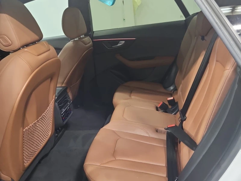 Audi Q8 PROGRESSIV  CARFAX, снимка 13 - Автомобили и джипове - 53421578