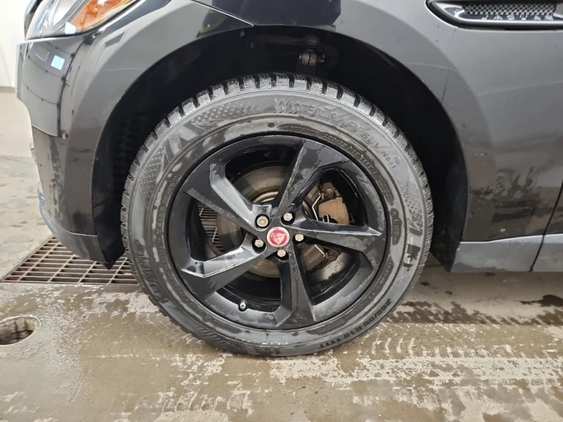 Jaguar F-PACE * PRESTIGE * CARFAX * ЦЕНА ДО БГ, снимка 17 - Автомобили и джипове - 53445581