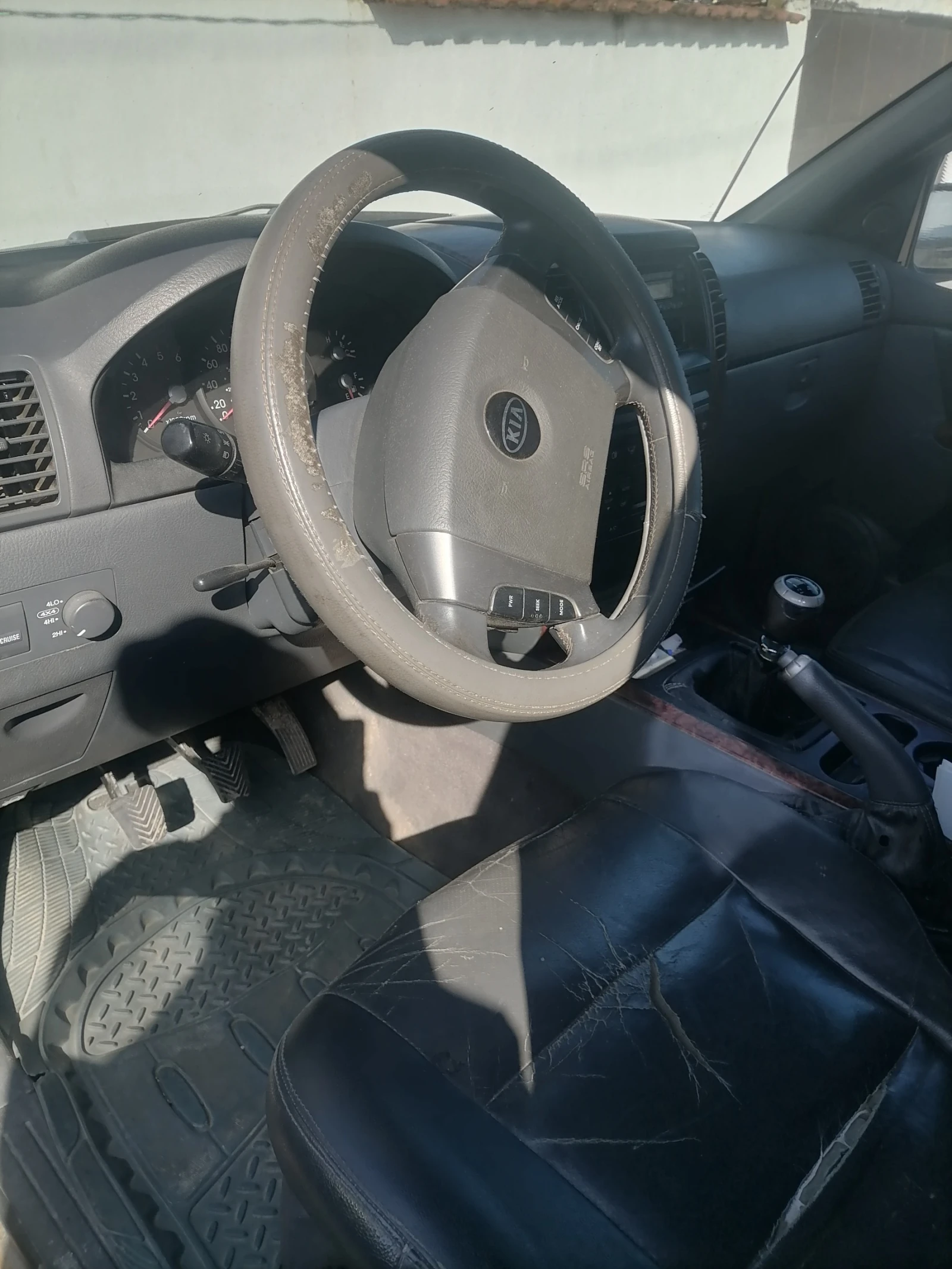 Kia Sorento, снимка 4 - Автомобили и джипове - 53735536