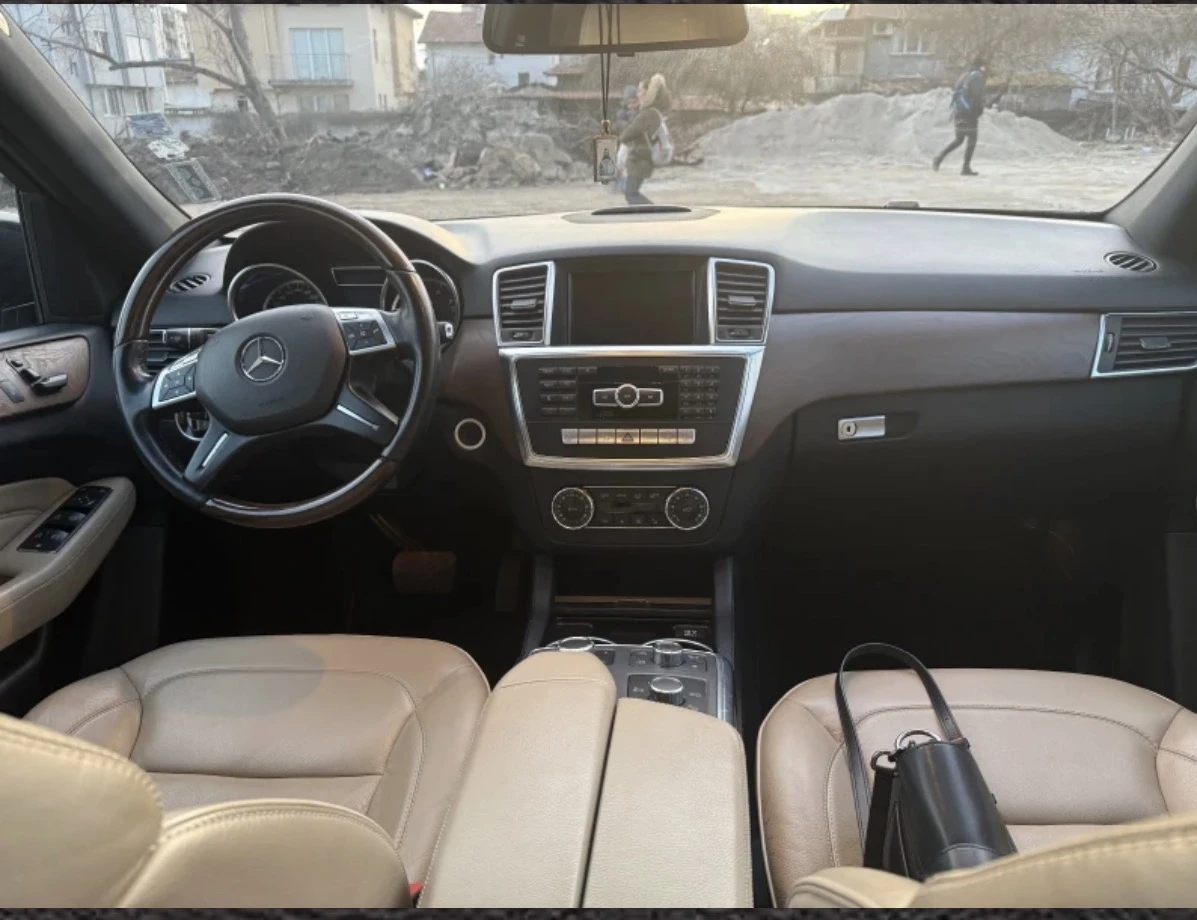 Mercedes-Benz ML 350, снимка 3 - Автомобили и джипове - 53817672