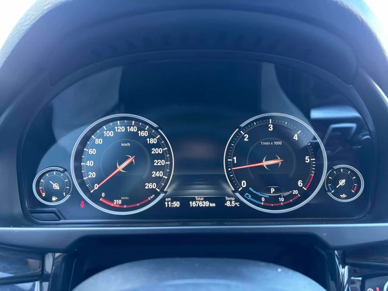 BMW X5 * xDrive35d * 2 КЛЮЧА * ВАКУУМ * 360 * ДИГИТАЛНО, снимка 8 - Автомобили и джипове - 54098310